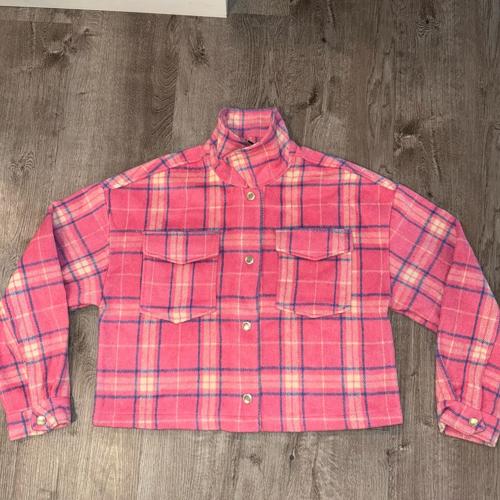 Cropped plaid shacket